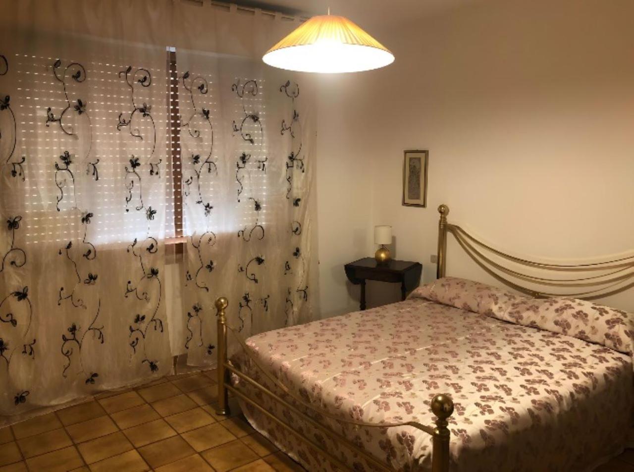 Guest House Benvenuti - Casa Vacanze Toscana チェチナ エクステリア 写真